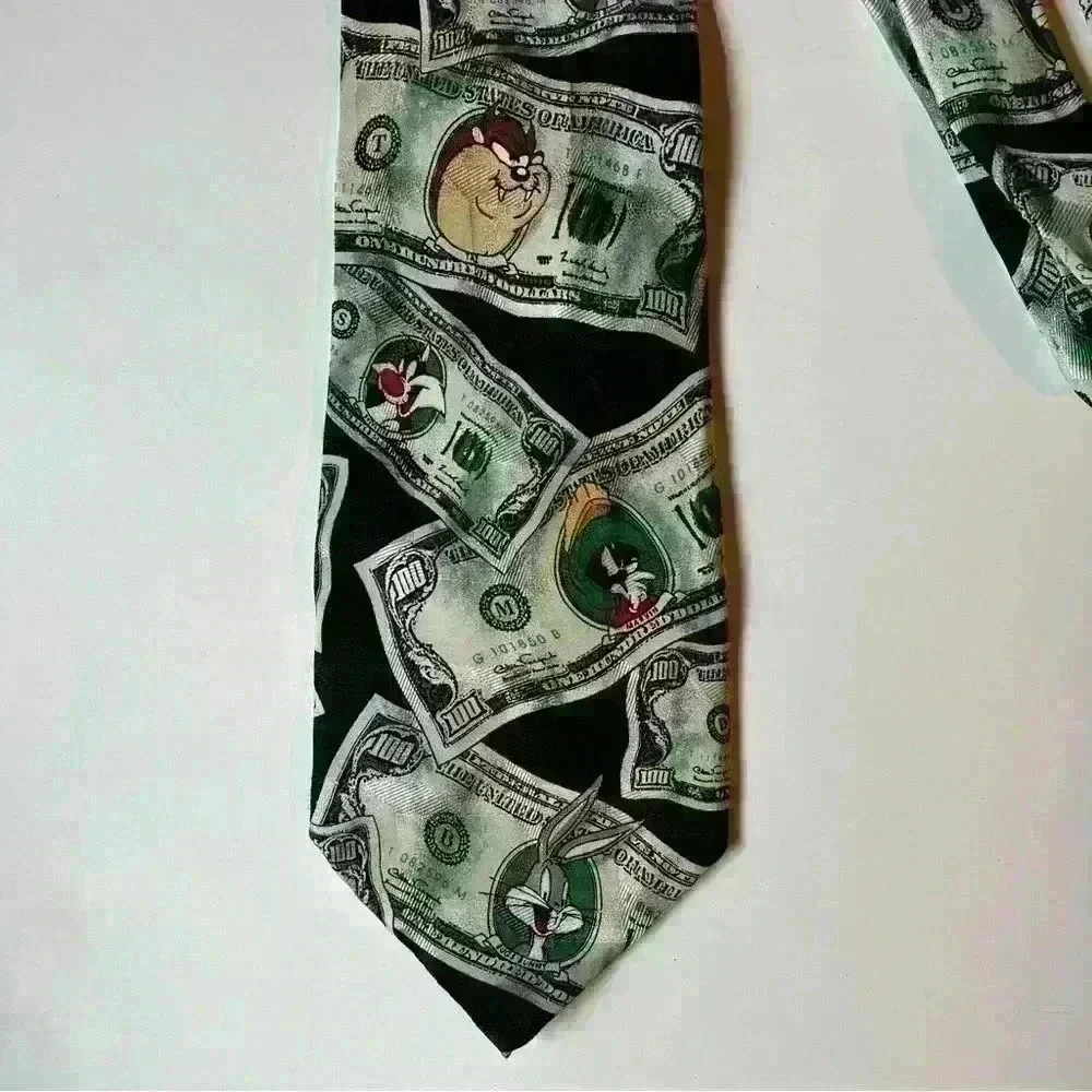 1996 Looney Tunes Mania $100 Bills Looney Tunes Characters Silk Tie Necktie - Picture 3 of 6